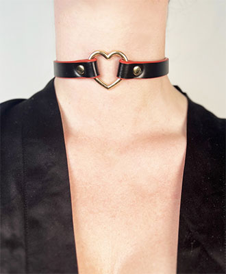 Shiver Choker Golden Heart